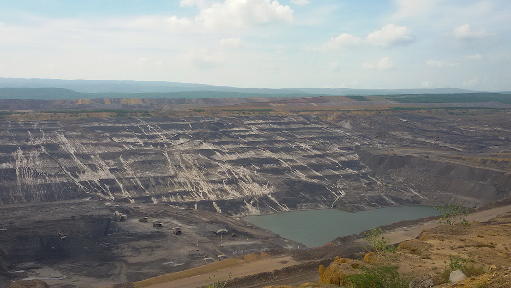 La mina de carbón El Cerrejón, en el departamento La Guajira, Colombia, una de las minas a cielo abierto más grande del mundo, en explotación desde hace unos treinta años (Foto: Mónica Baró)