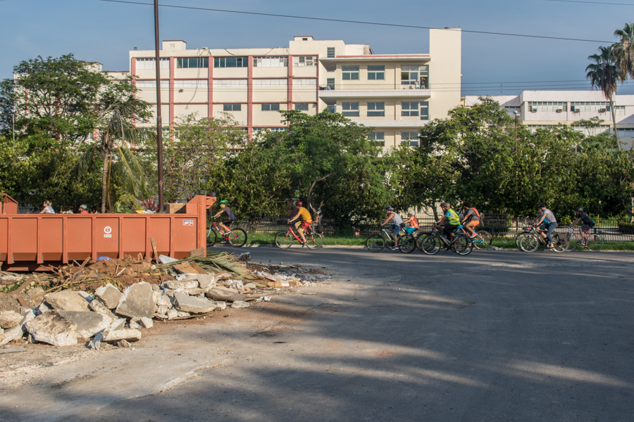 Como promedio, las rutas ideadas para Bicicleteando Habana recorren de 15 km a 24 km por la capital