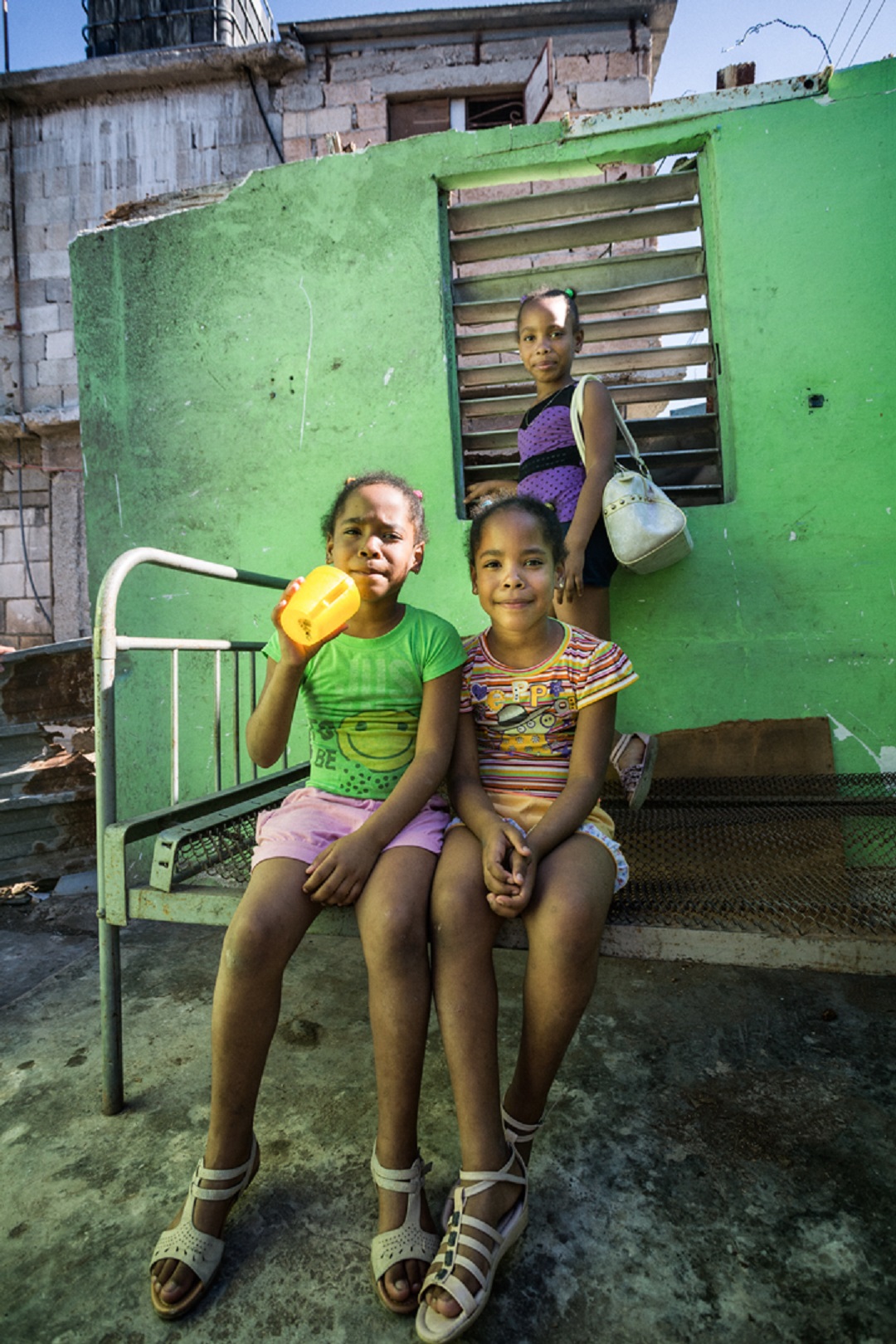 Nosotras estábamos despiertas. Estábamos en casa de mi madrina probándonos los disfraces y se fue la luz. Había un ruido. Yo lloré. Cuando vinimos, ya esto estaba así (Foto: Evelyn Sosa Rojas).