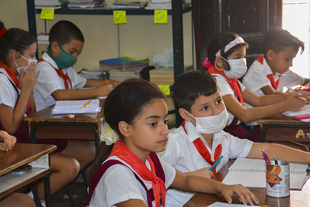 Este lunes comienzan las clases por televisión para los estudiantes cubanos (Foto: Yailín Alfaro)