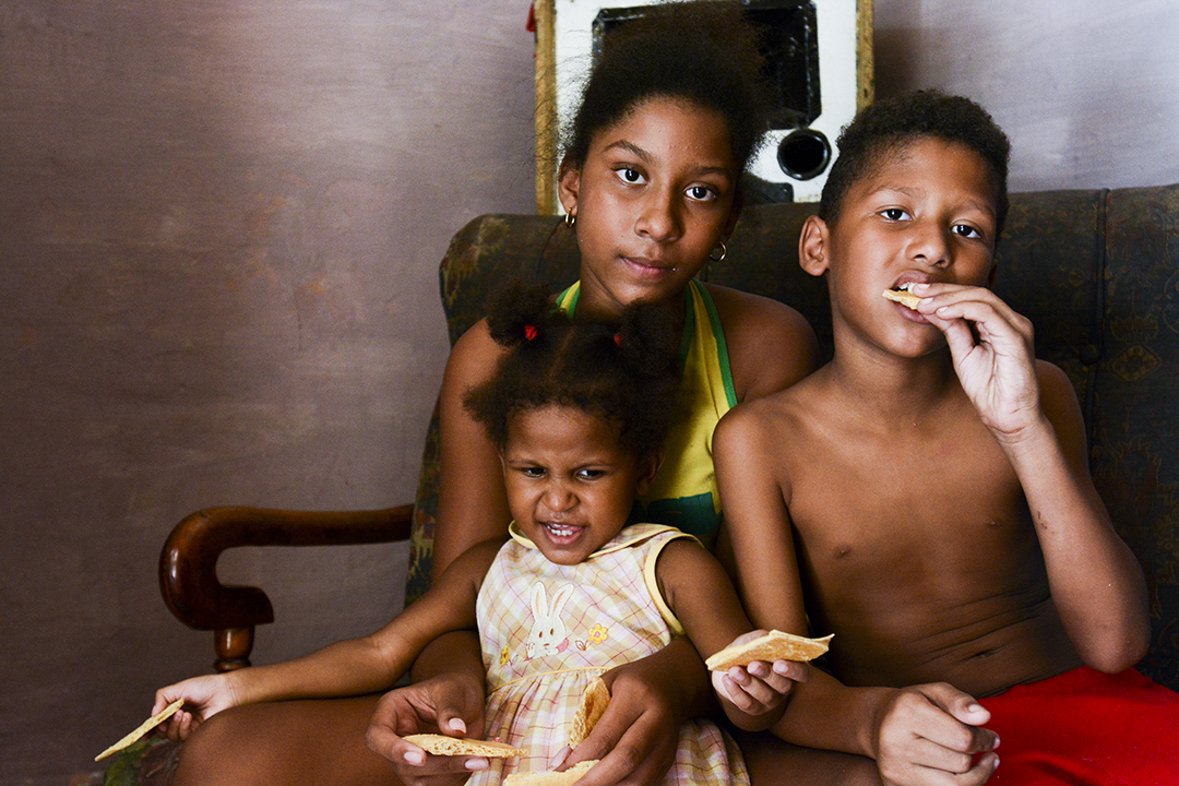 Los niños son asmáticos y viven en la humedad permanente (Foto: Abril).