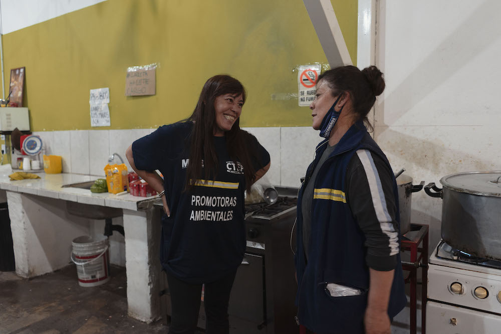 Jackie Flores, creadora del cuerpo de Promotoras Ambientales: “Las mujeres en el mundo cartonero somos mayoría, aunque estemos invisibilizadas”. Foto: Julieta Bugacoff.