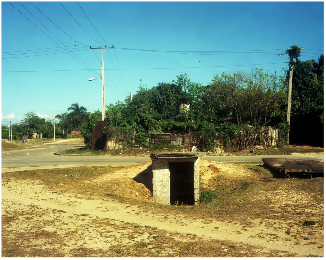 Refugio (de la serie La Ciudad de lo Absoluto, 2016 - 2020. Foto: Irolan Maroselli)